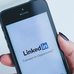 LinkedIn: A Rede Social Profissional | Solutio Web